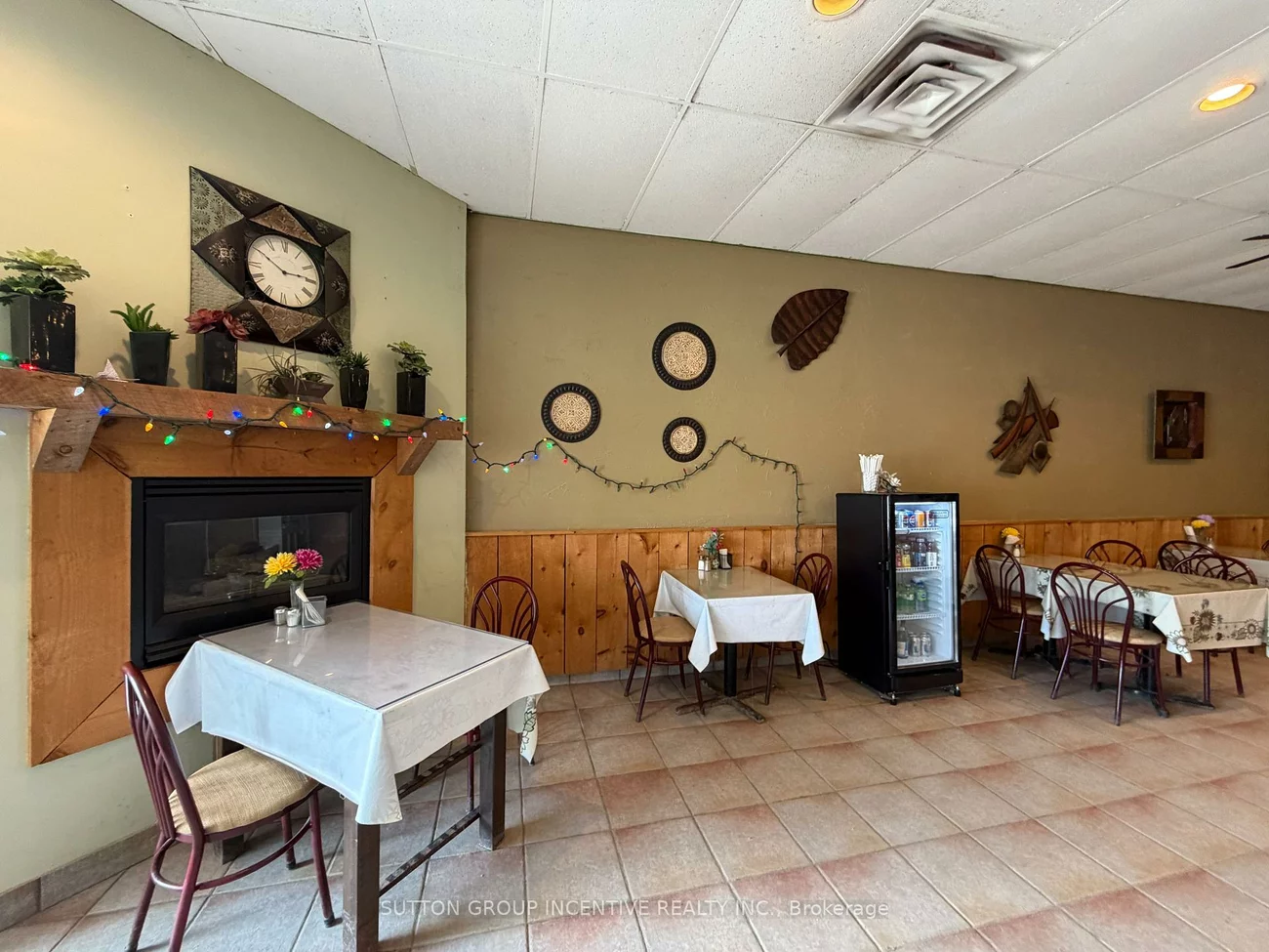 221, Cundles, Cundles East, Barrie