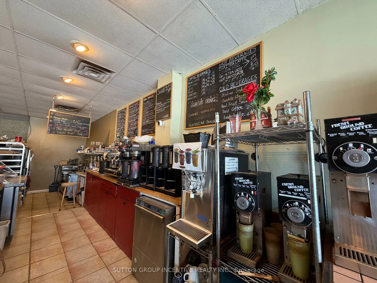 221, Cundles, Cundles East, Barrie