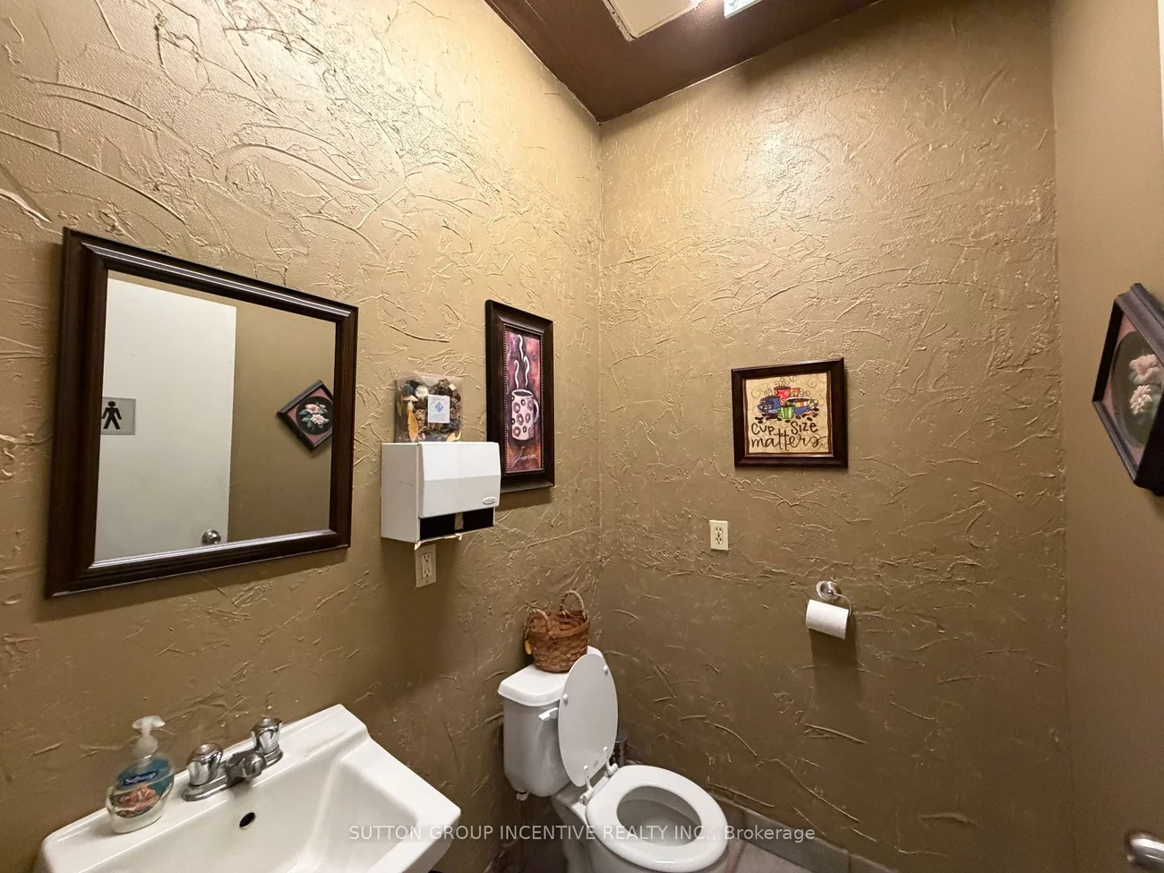 221, Cundles, Cundles East, Barrie