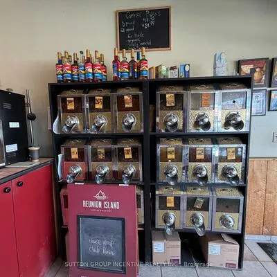 221, Cundles, Cundles East, Barrie