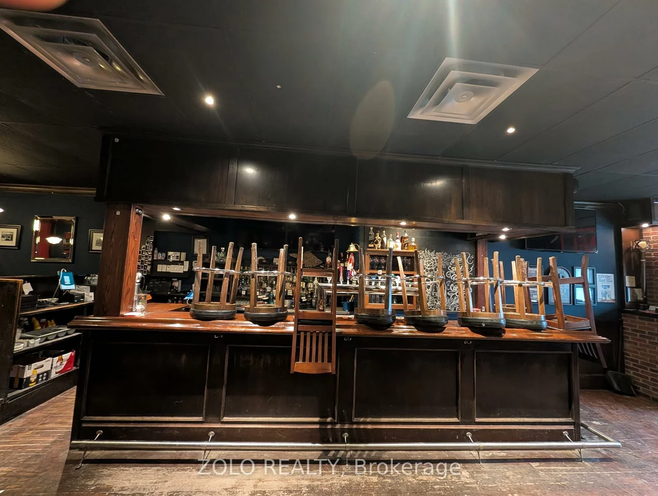 82, Dunlop, City Centre, Barrie