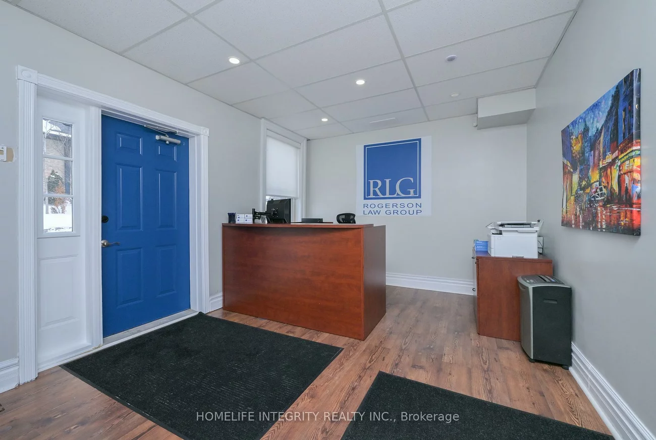 25, BERCZY, Codrington, Barrie