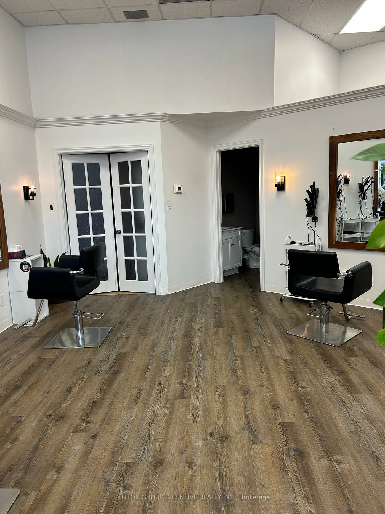 34, Cedar Pointe, 400 North, Barrie