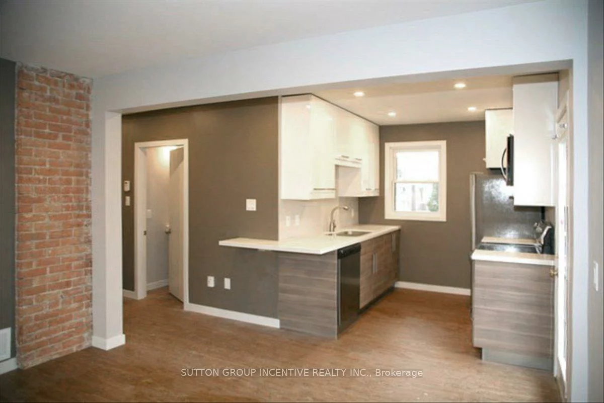 18, Worsley, City Centre, Barrie