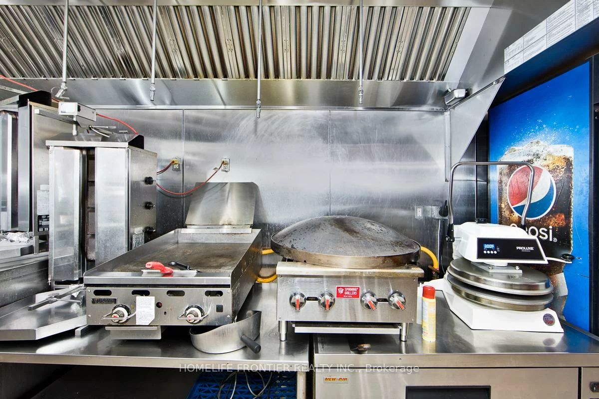 642, Yonge, Painswick South, Barrie