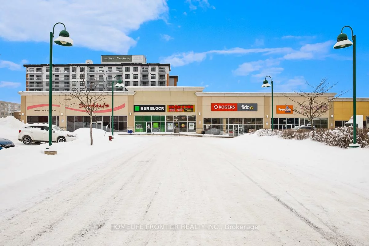 642, Yonge, Painswick South, Barrie