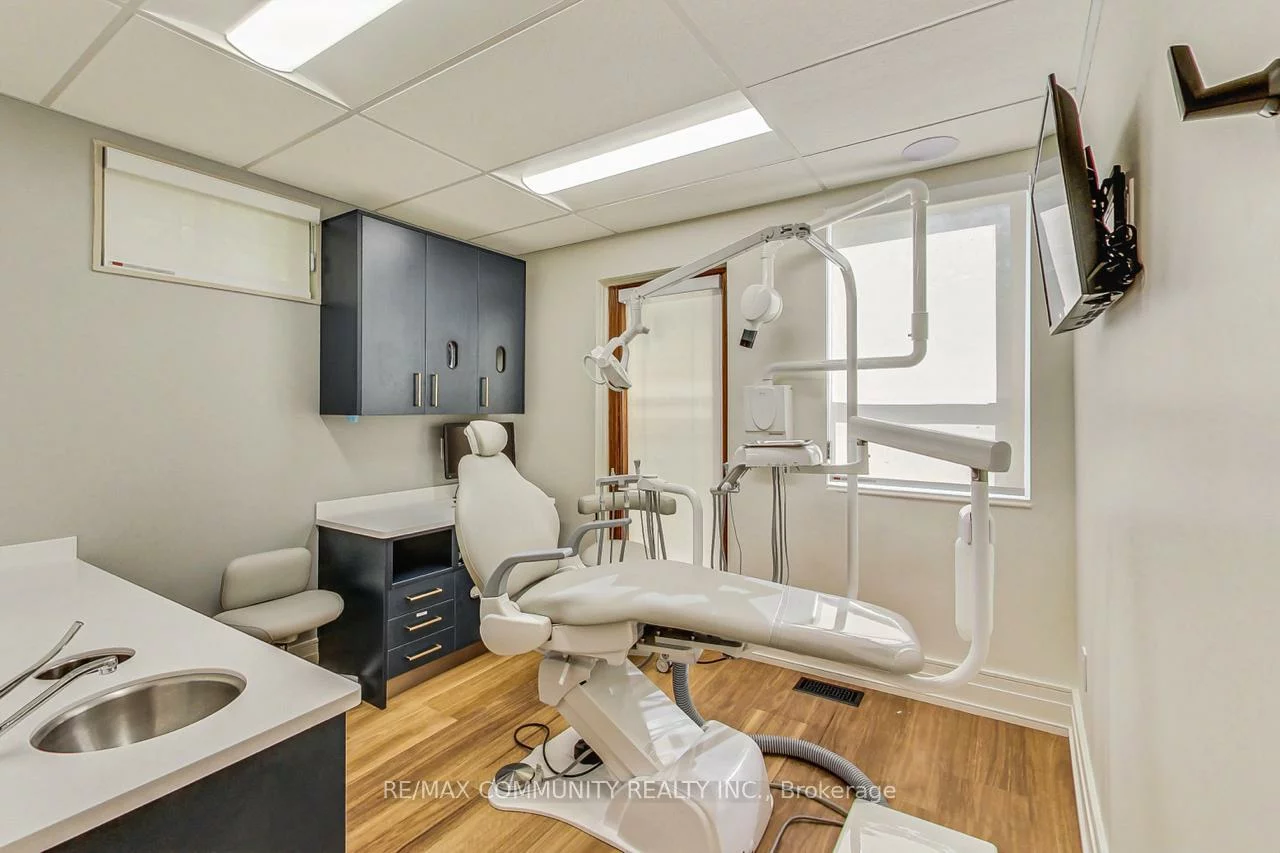 123, Collier, City Centre, Barrie