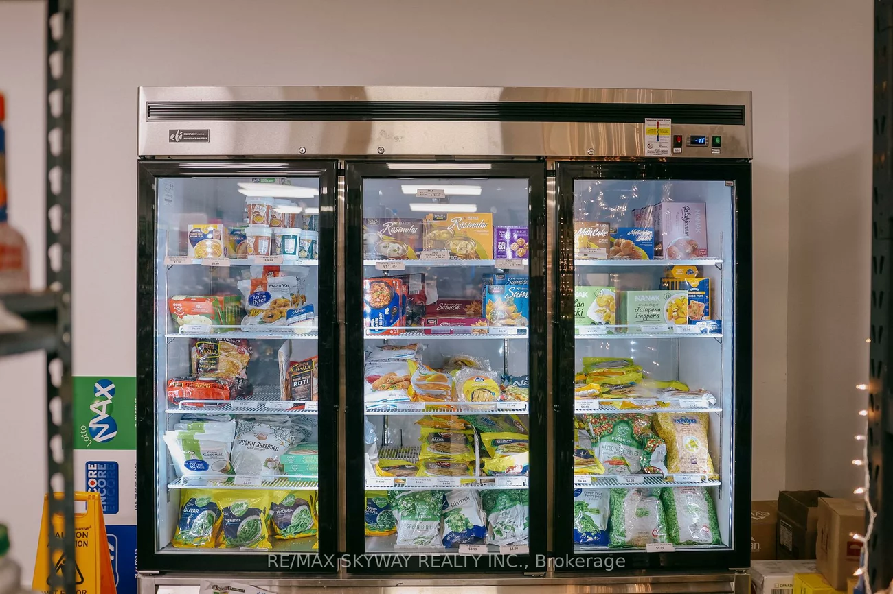 221, Cundles, Cundles East, Barrie