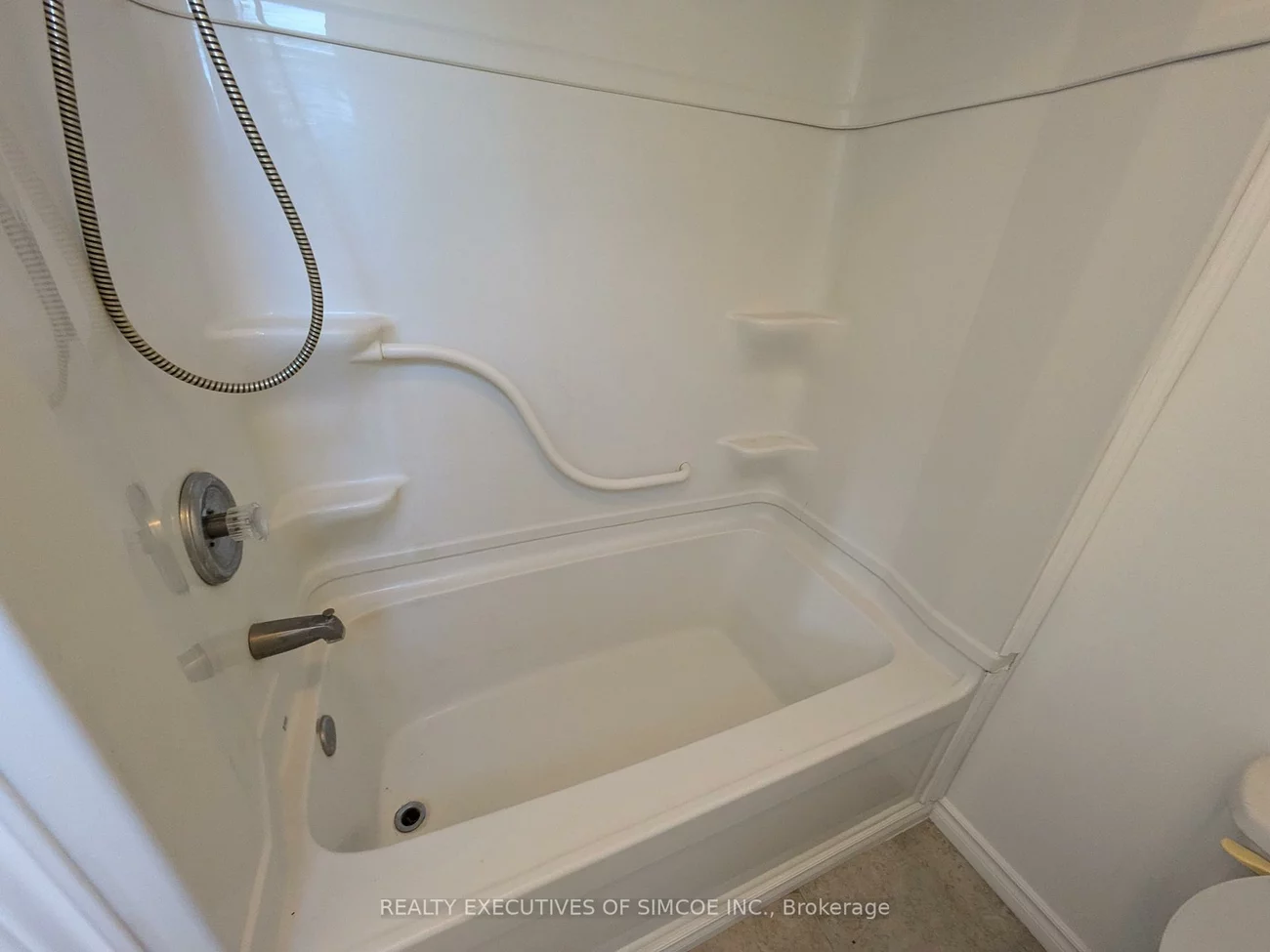 87, MAPLE, City Centre, Barrie