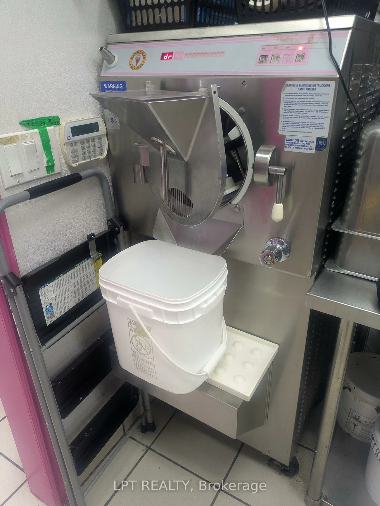 636, Yonge, Painswick South, Barrie