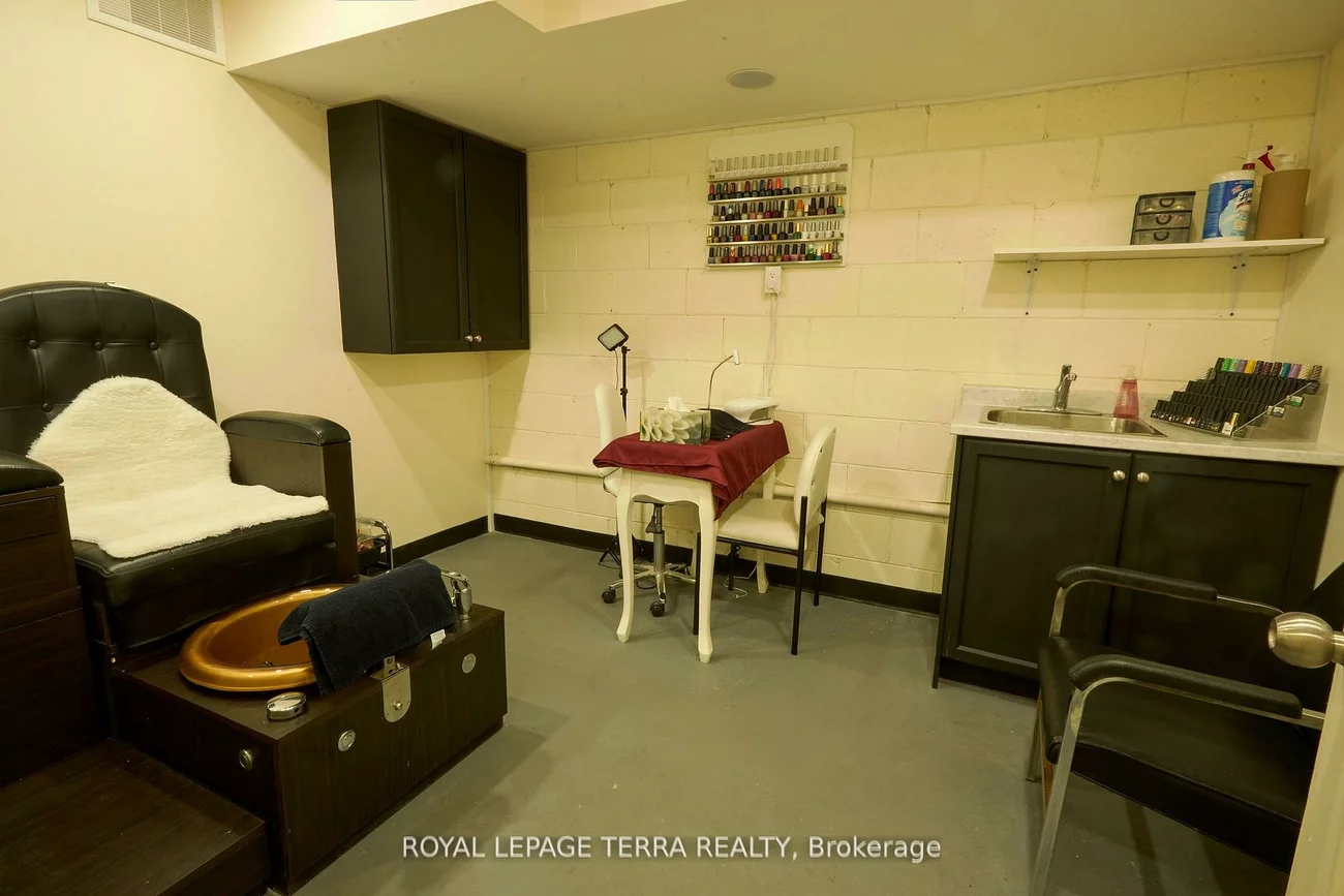 315, Blake, North Shore, Barrie