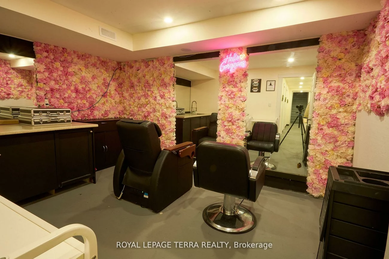 315, Blake, North Shore, Barrie