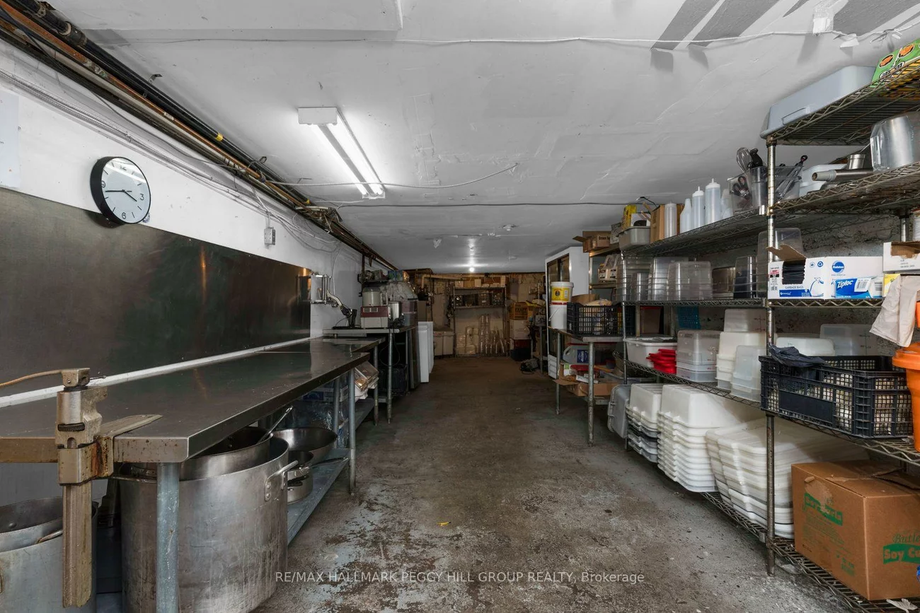 37, Dunlop, City Centre, Barrie