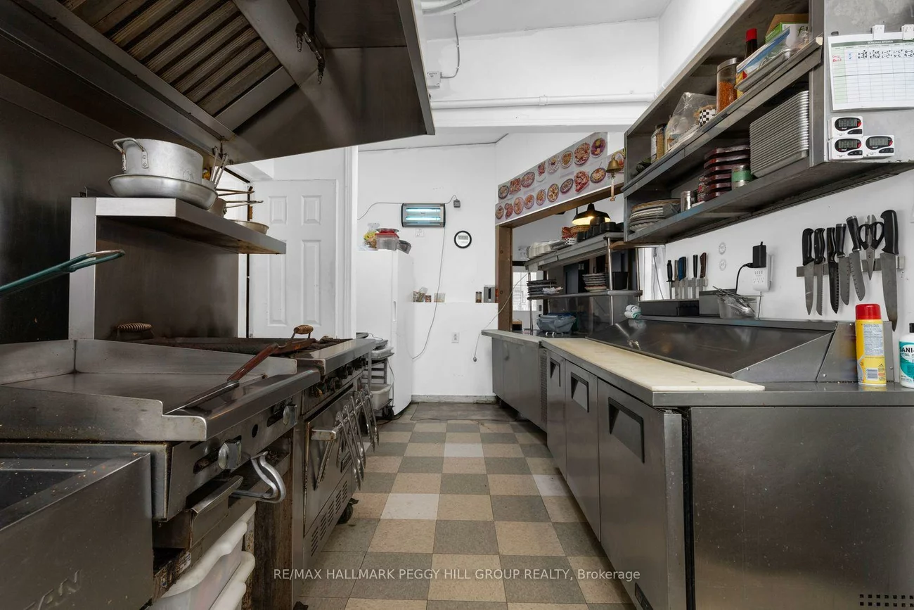 37, Dunlop, City Centre, Barrie