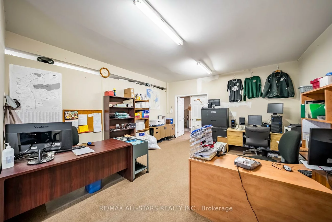 98, Bayfield, City Centre, Barrie