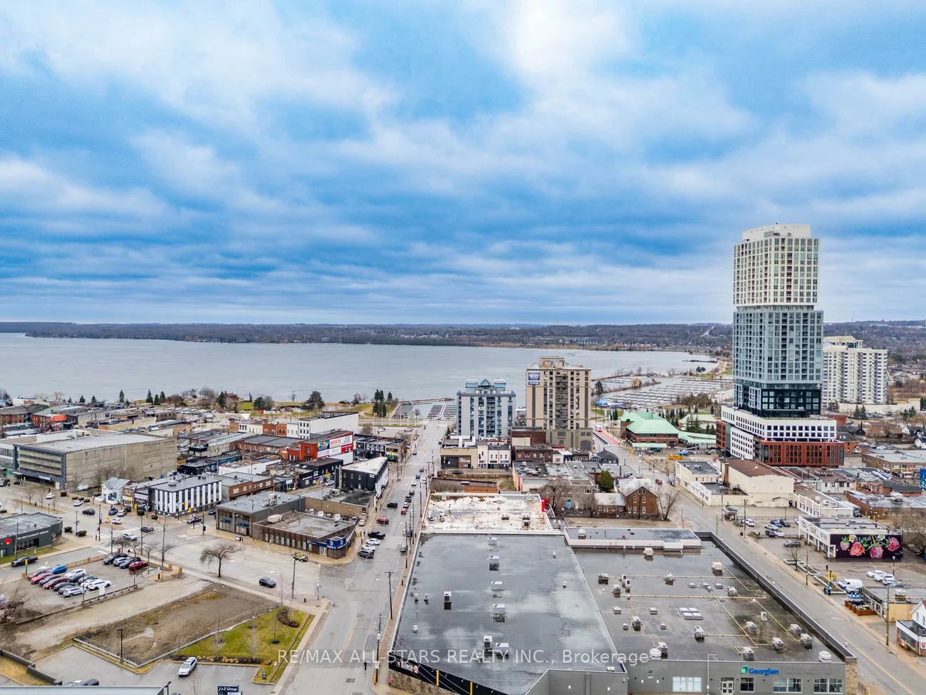 98, Bayfield, City Centre, Barrie