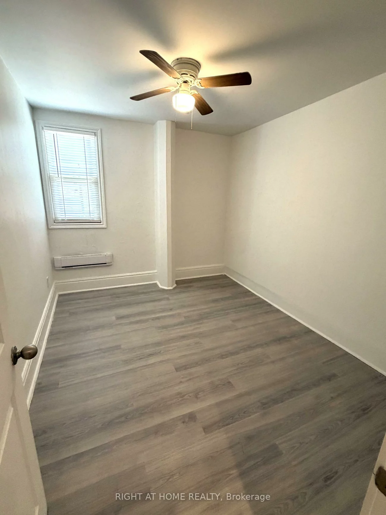 62, Dunlop, City Centre, Barrie