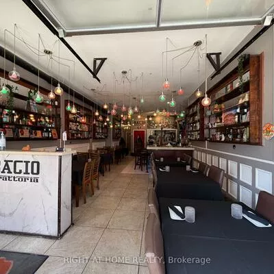 62, Dunlop, City Centre, Barrie