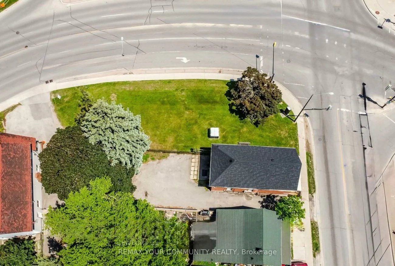 30, Tiffin, Allandale Centre, Barrie