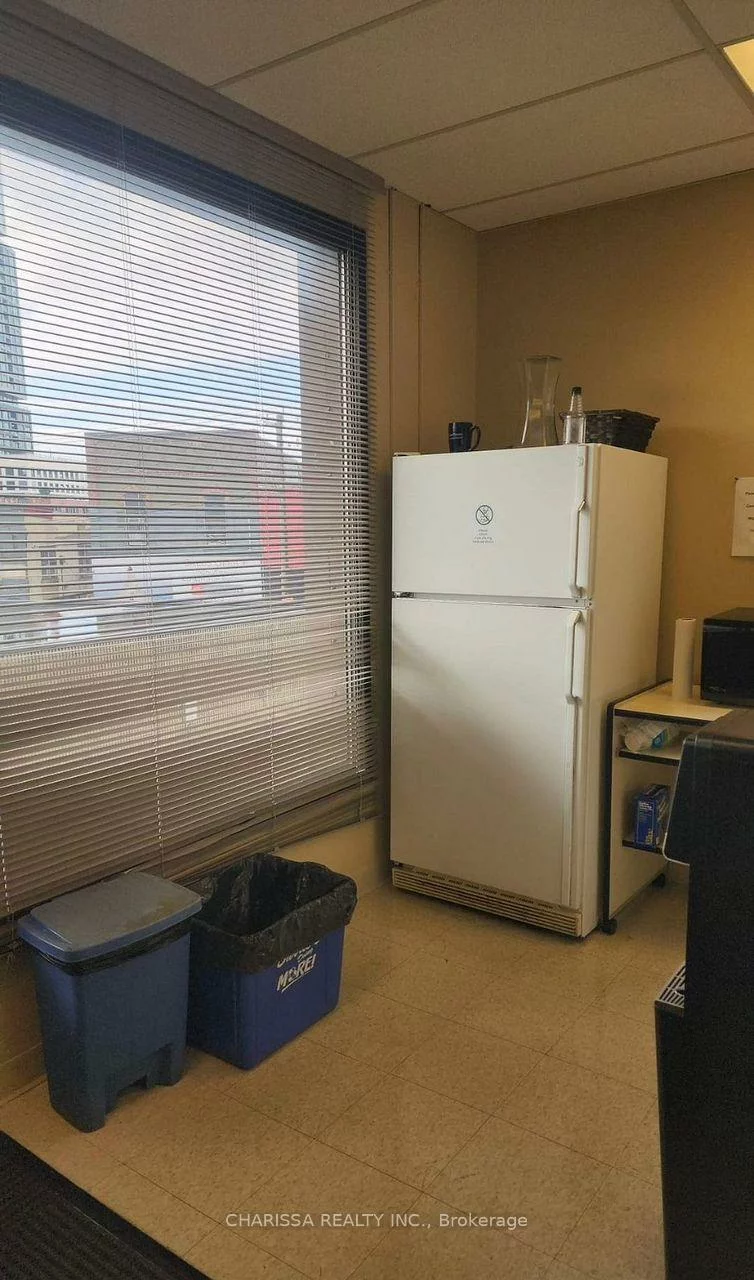 22, Clapperton, City Centre, Barrie