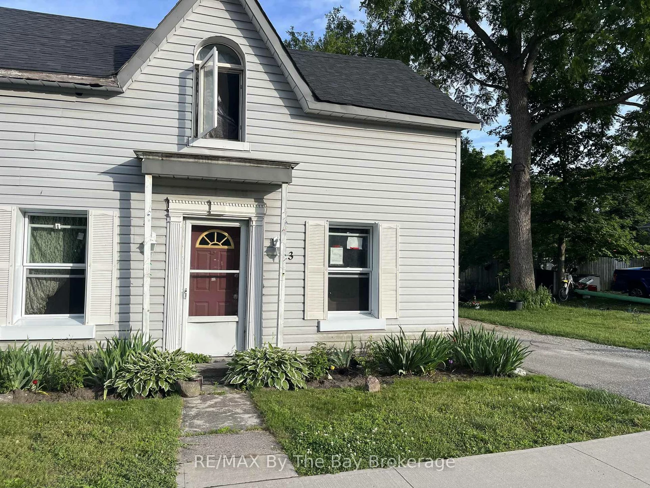 13, HENRY, Queen's Park, Barrie