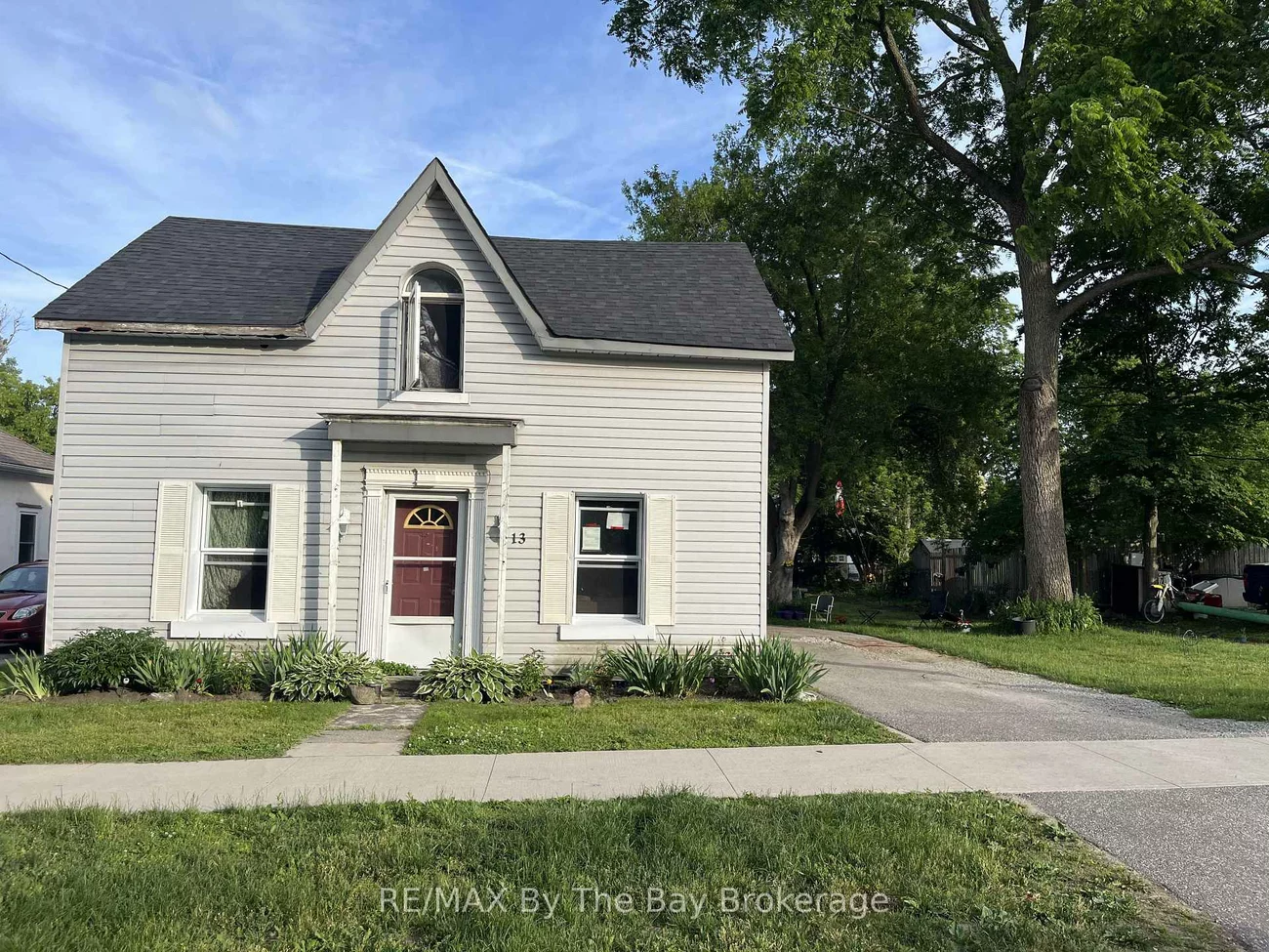 13, HENRY, Queen's Park, Barrie