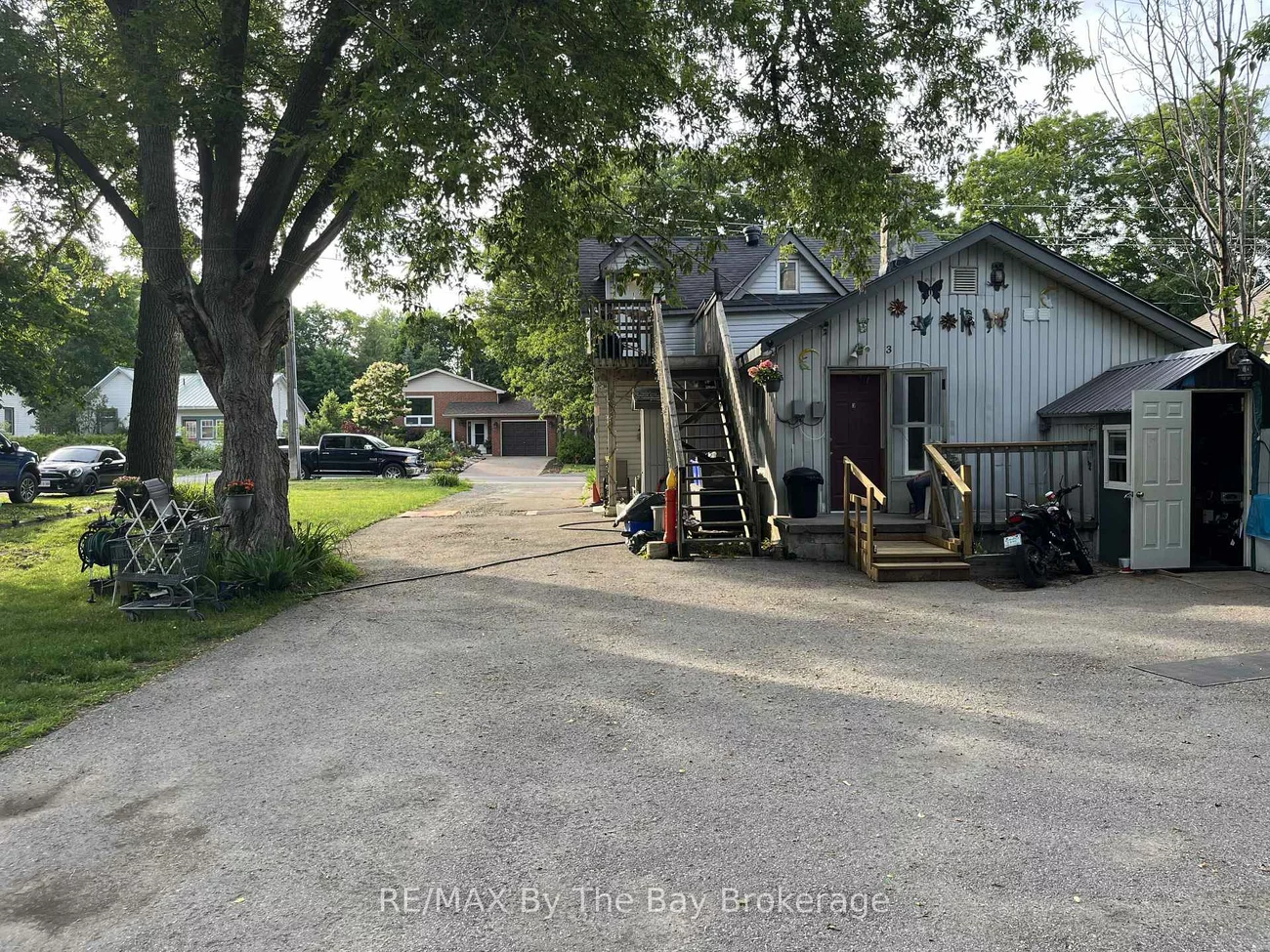 13, HENRY, Queen's Park, Barrie