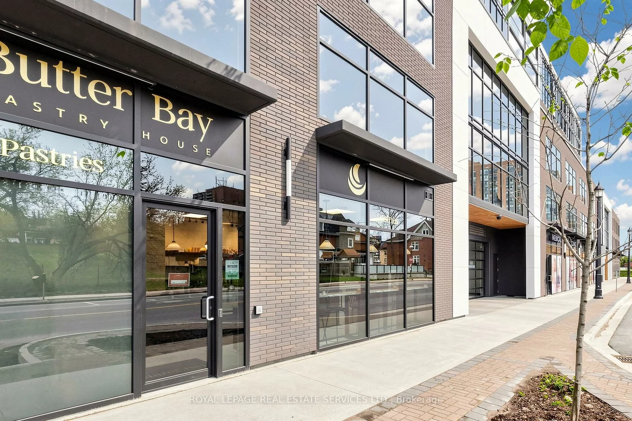 185, Dunlop, Lakeshore, Barrie