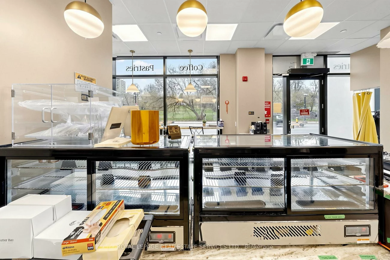 185, Dunlop, Lakeshore, Barrie