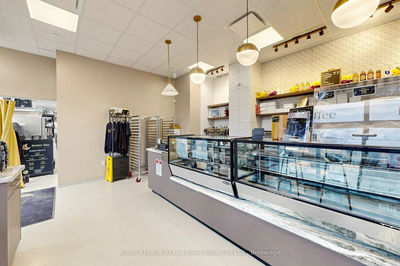 185, Dunlop, Lakeshore, Barrie