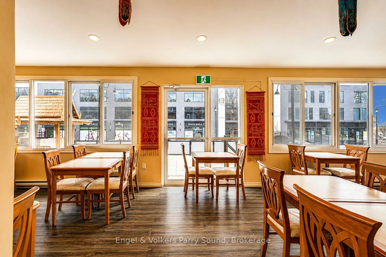 168, Dunlop, City Centre, Barrie