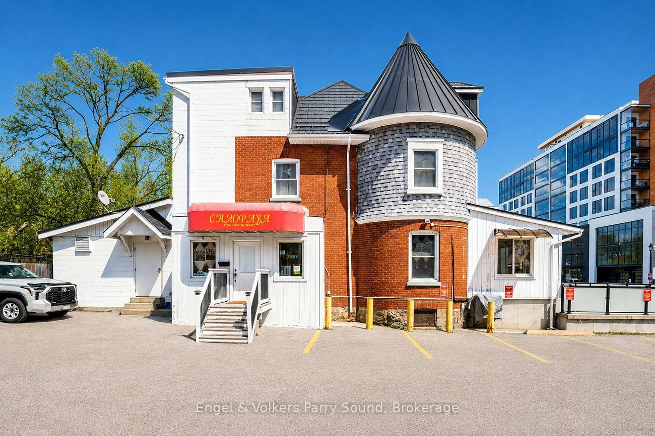 168, Dunlop, City Centre, Barrie