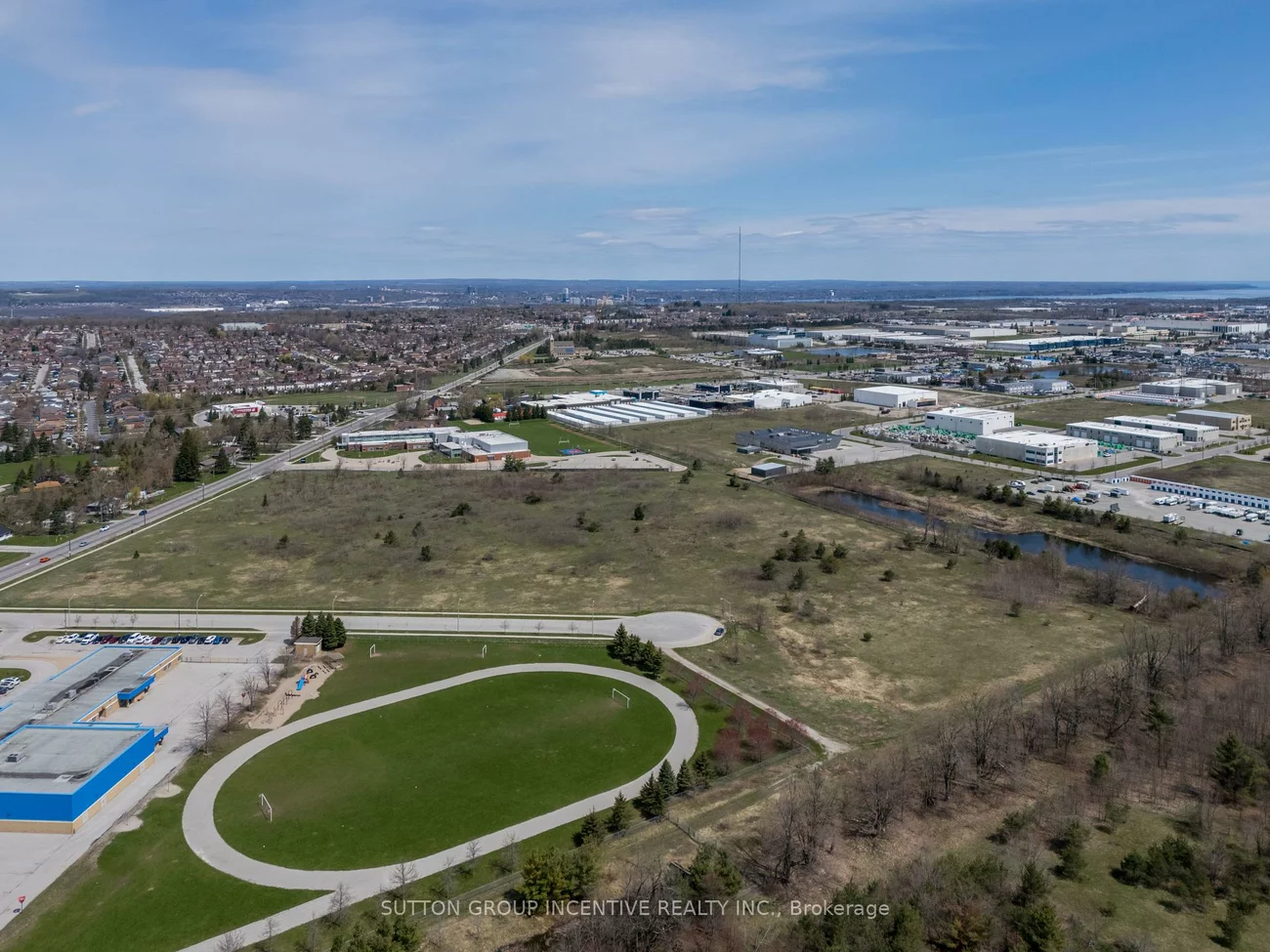 740, Essa, 400 West, Barrie