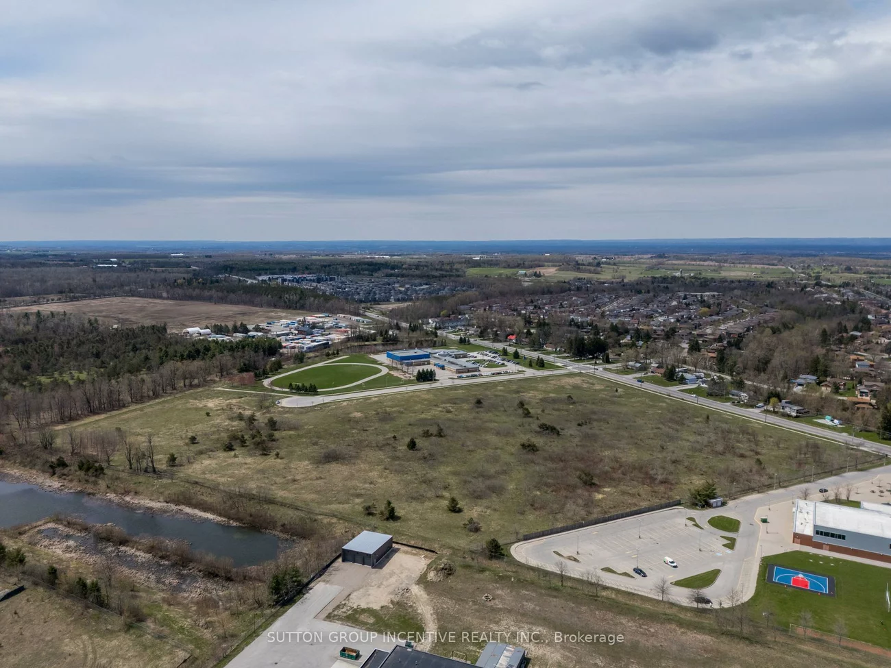 740, Essa, 400 West, Barrie