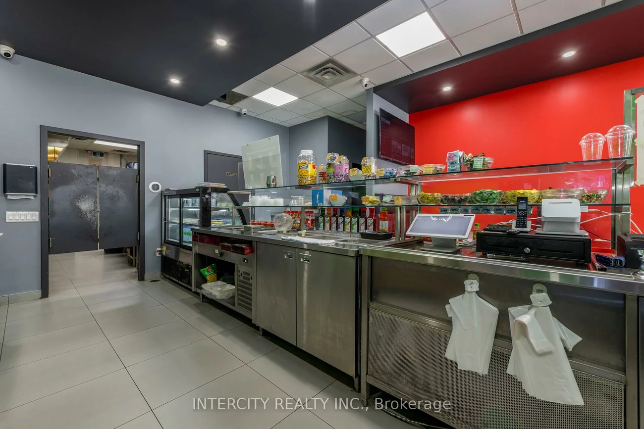 7, Anne, Queen's Park, Barrie