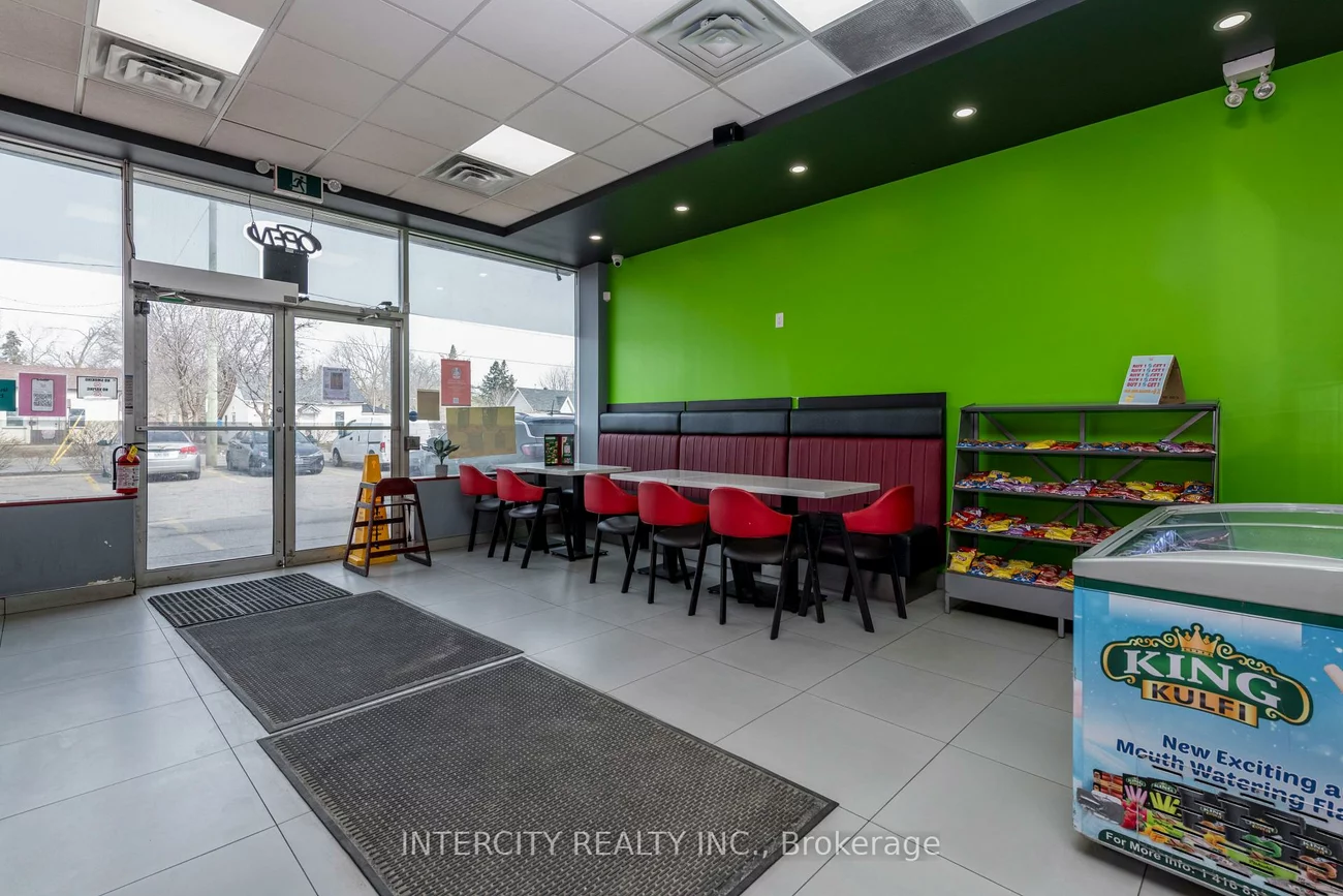 7, Anne, Queen's Park, Barrie