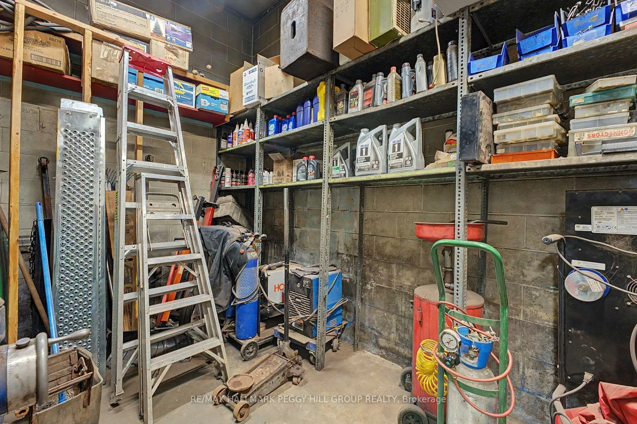 222, Blake, North Shore, Barrie