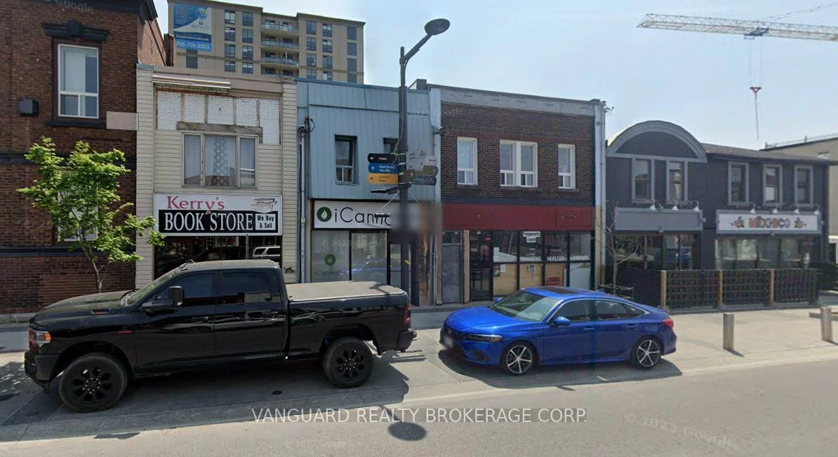 27, Dunlop, City Centre, Barrie