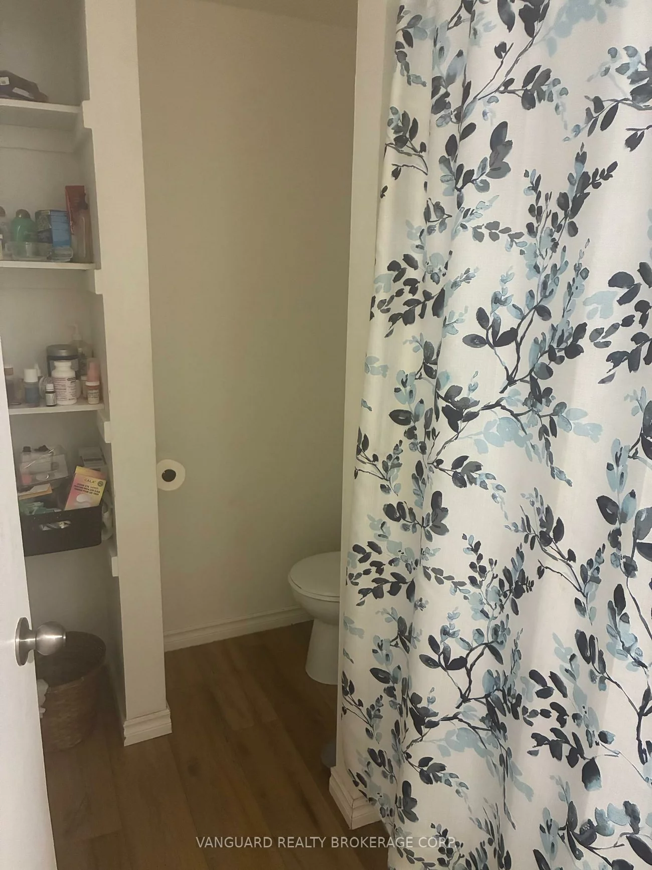 27, Dunlop, City Centre, Barrie