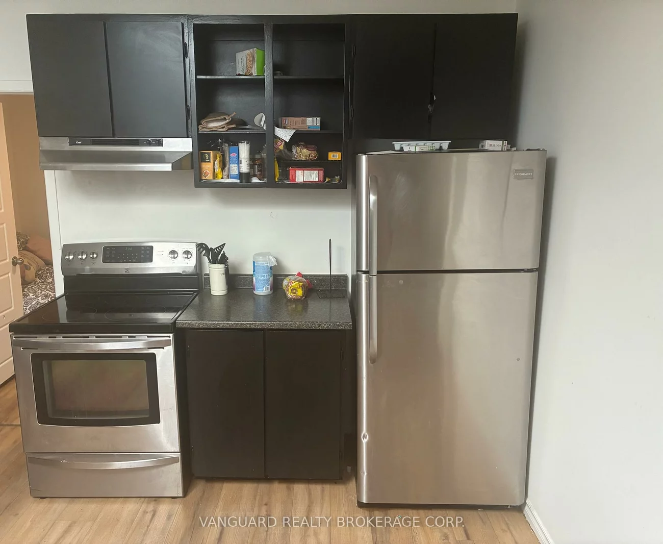 27, Dunlop, City Centre, Barrie