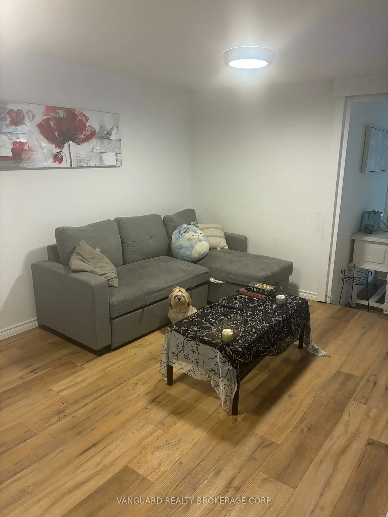 27, Dunlop, City Centre, Barrie