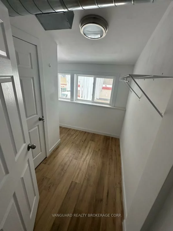 29, Dunlop, City Centre, Barrie
