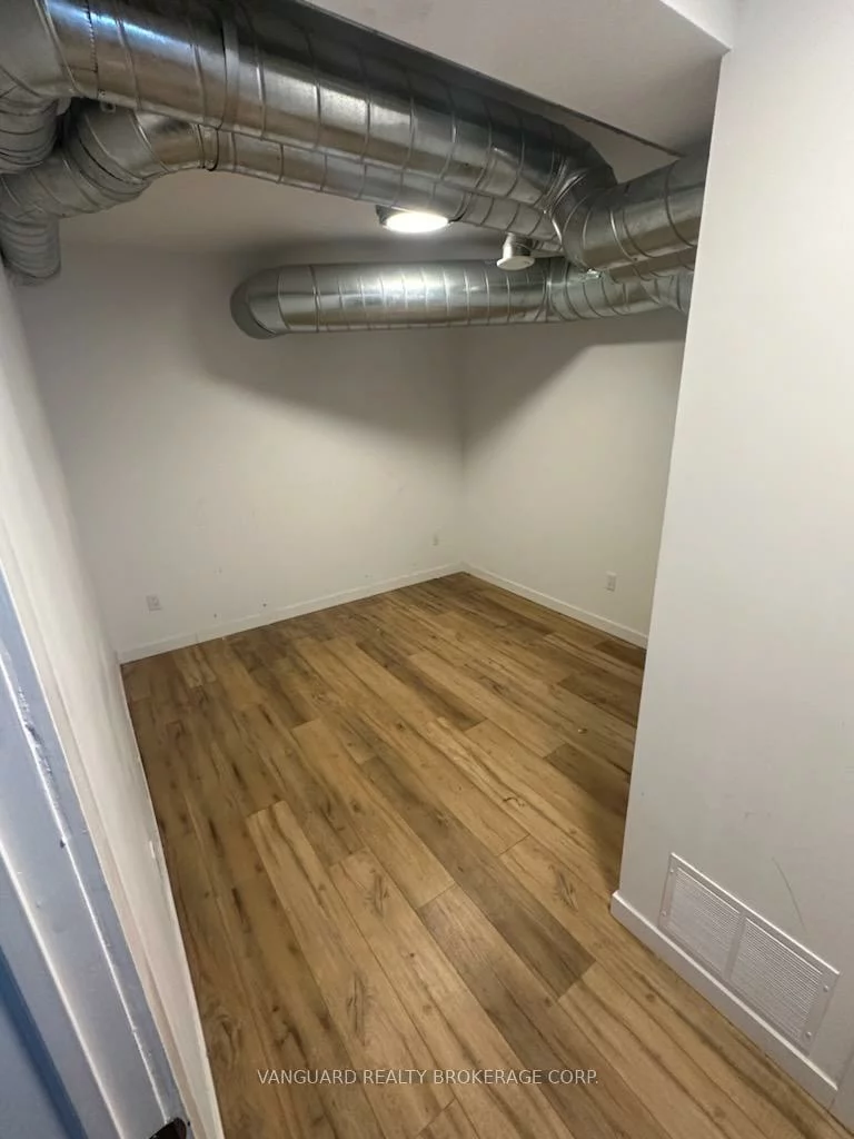 29, Dunlop, City Centre, Barrie
