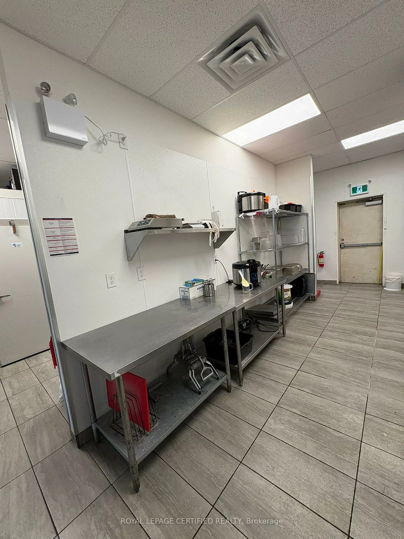 7, Anne, Queen's Park, Barrie