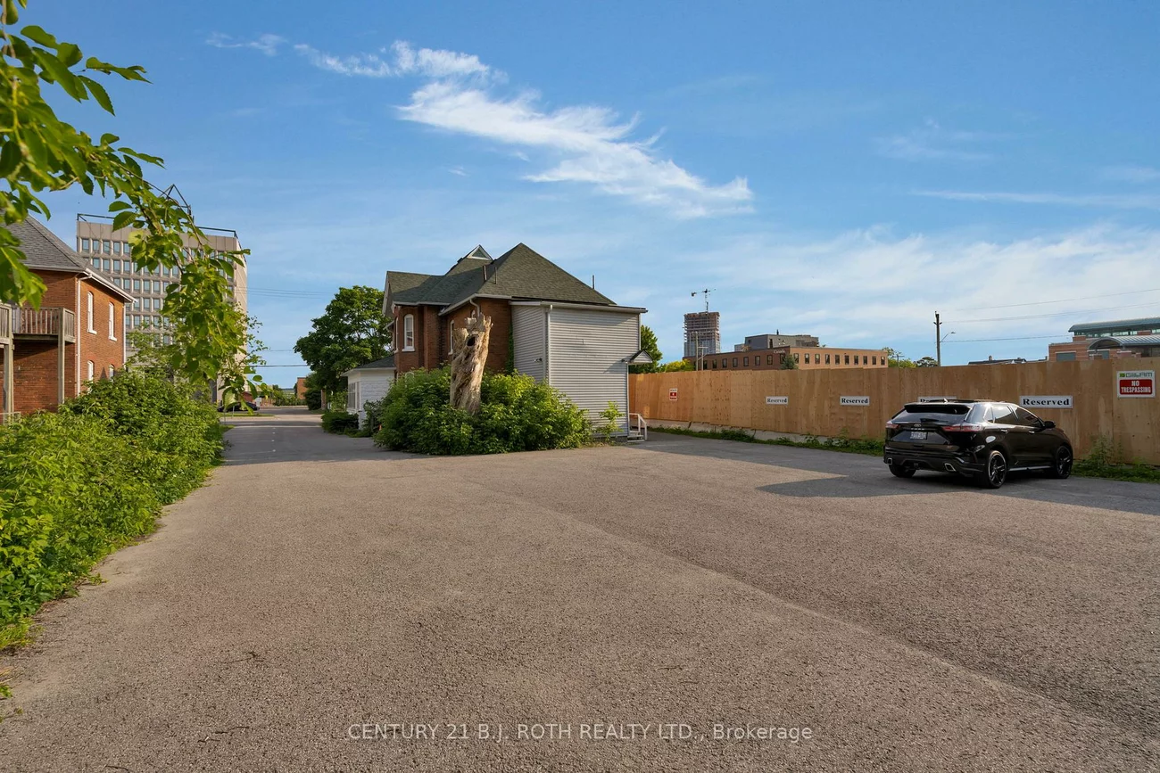 80, Worsley, City Centre, Barrie