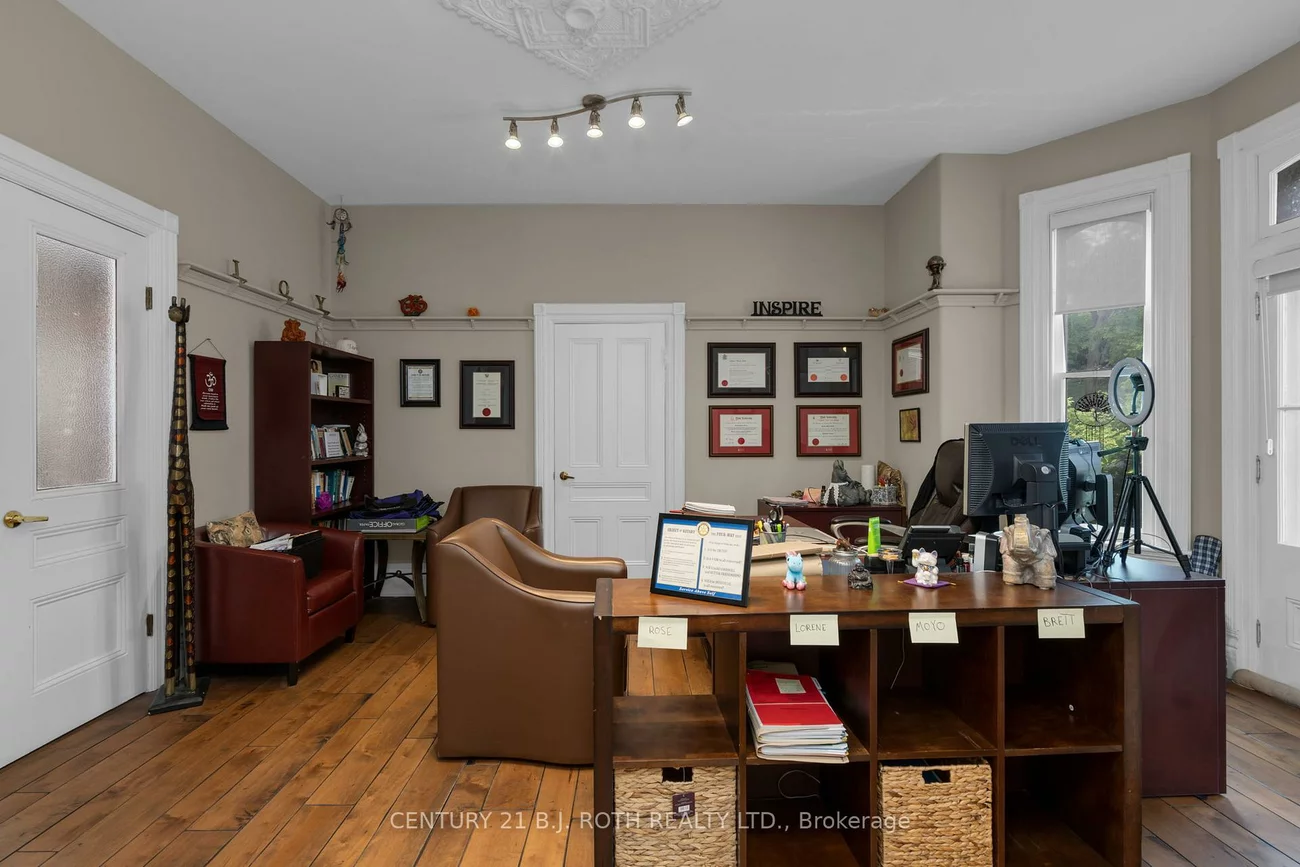 80, Worsley, City Centre, Barrie