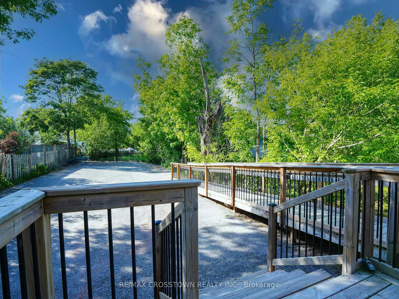 178, Dunlop, Lakeshore, Barrie