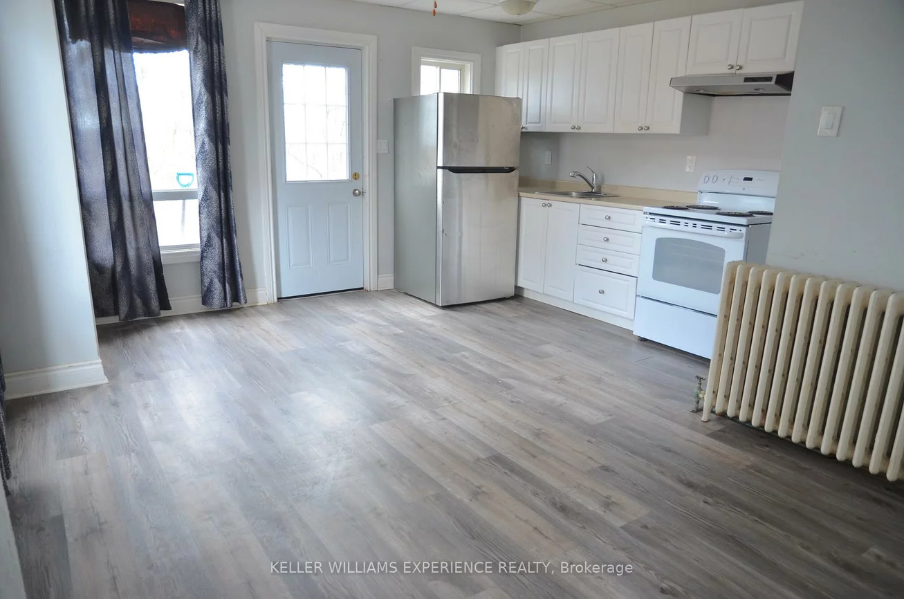 116, Maple, Queen's Park, Barrie