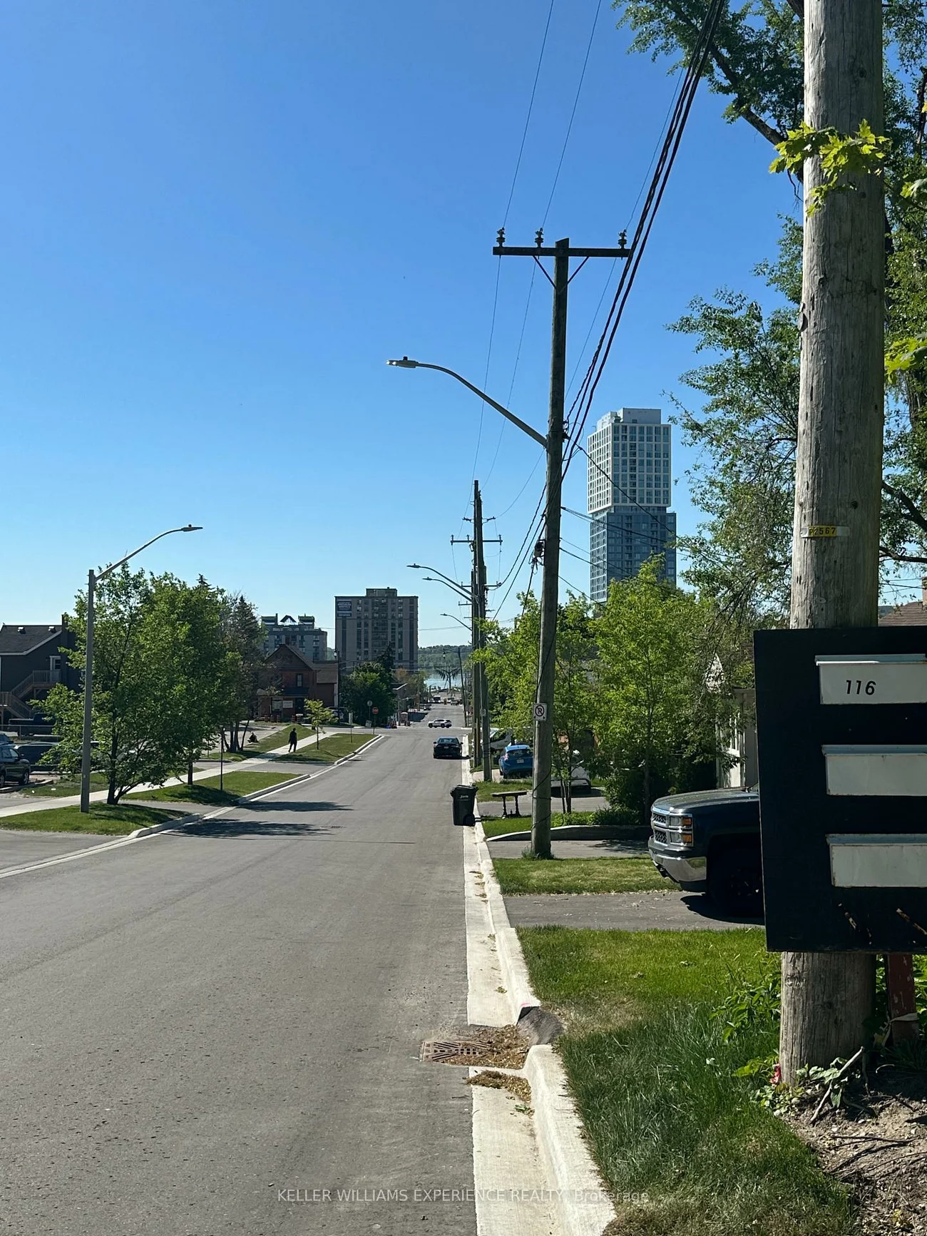 116, Maple, Queen's Park, Barrie