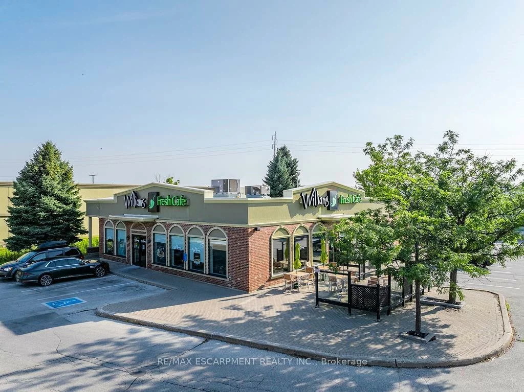 501, Bryne, 400 West, Barrie